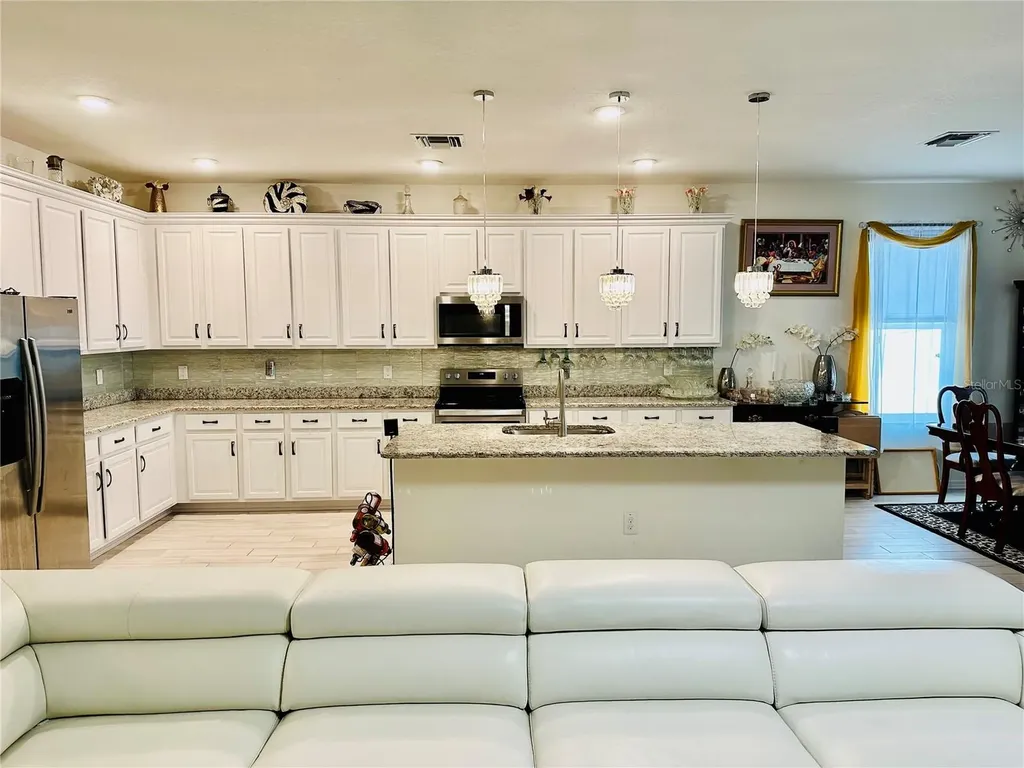944 Old Windsor Way Spring Hill FL 34609