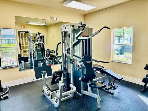 944 Old Windsor Way Spring Hill FL 34609