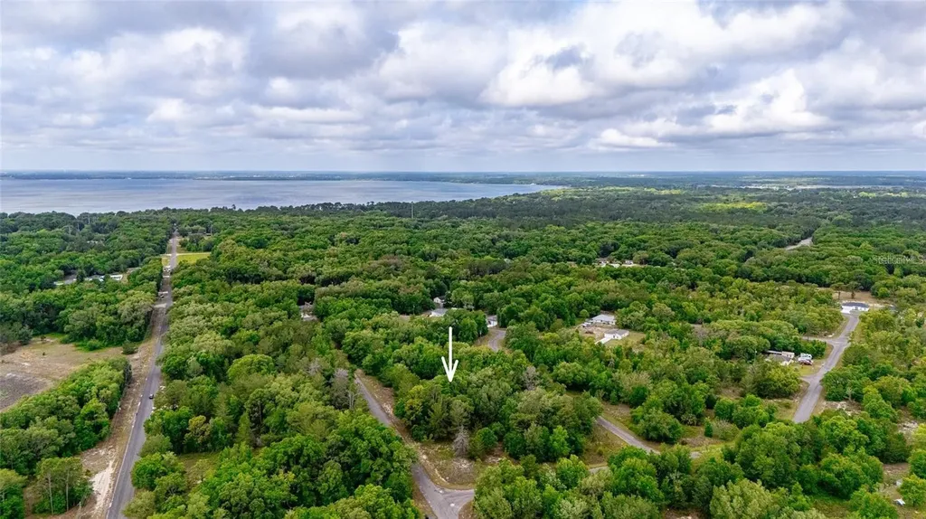 Magnolia Drive Ocklawaha FL 32179