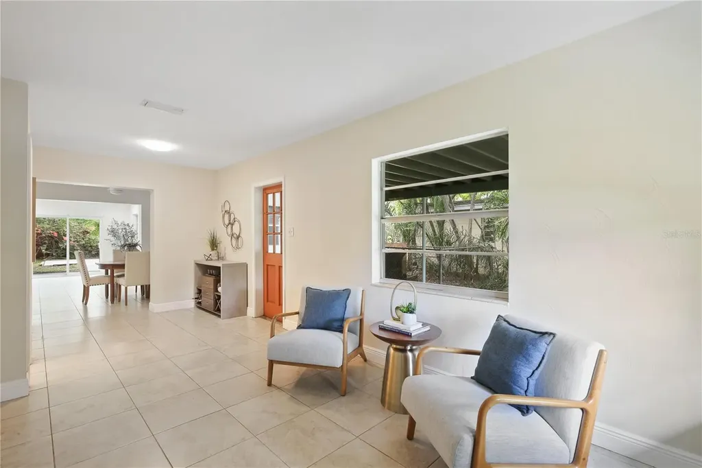 6311 37th Avenue N St Petersburg FL 33710