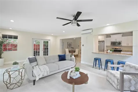 6311 37th Avenue N St Petersburg FL 33710