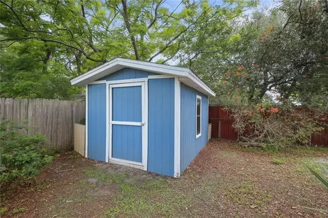 6311 37th Avenue N St Petersburg FL 33710