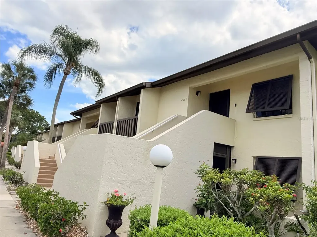 4602 Longwater Chase Sarasota FL 34235