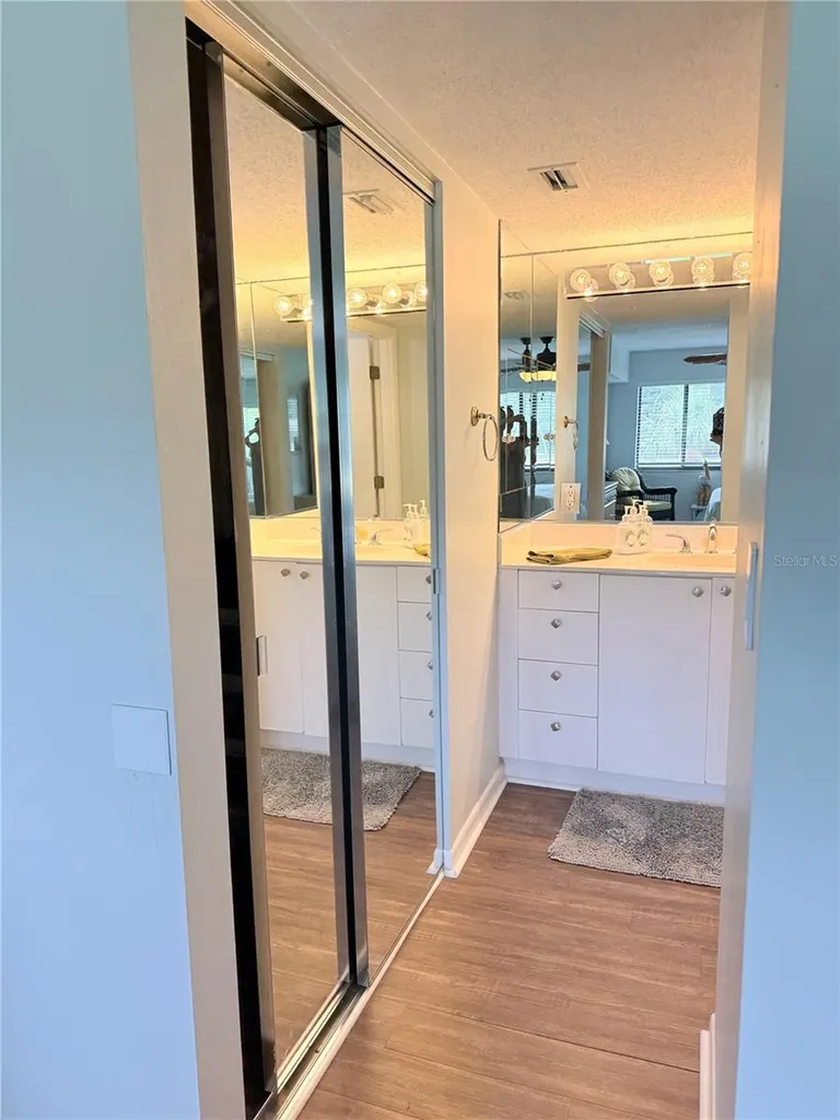 4602 Longwater Chase Sarasota FL 34235