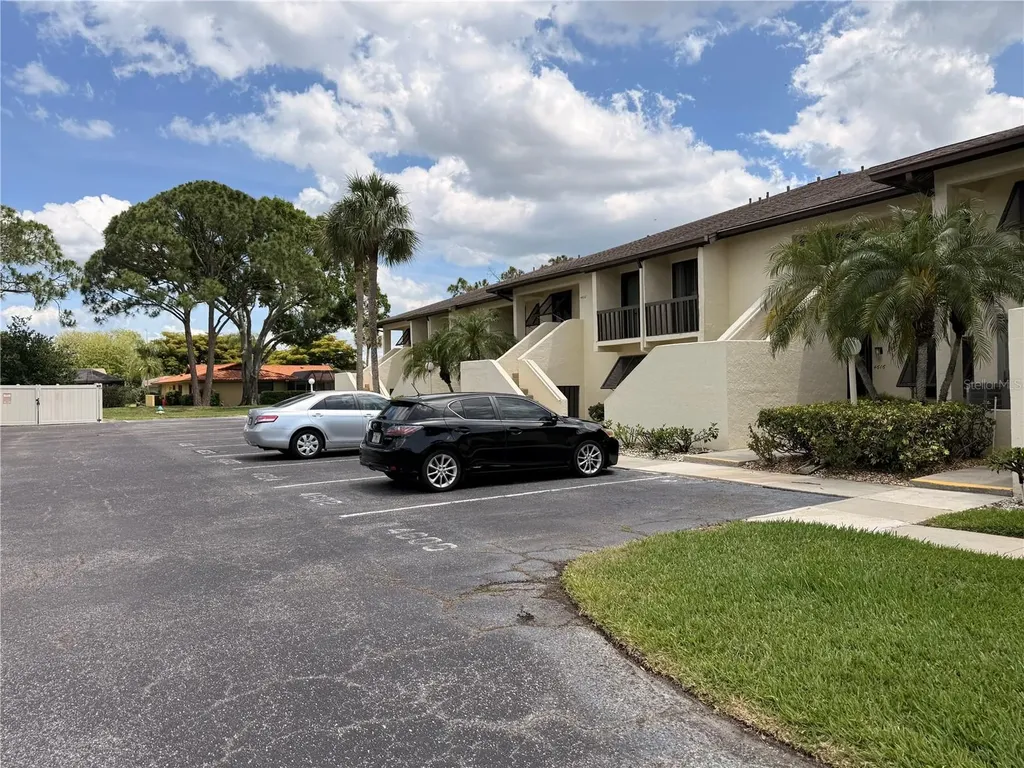 4602 Longwater Chase Sarasota FL 34235