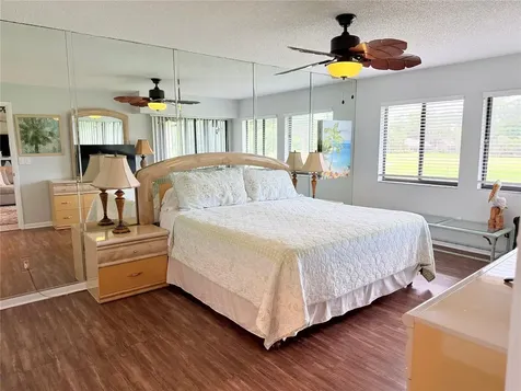 4602 Longwater Chase Sarasota FL 34235