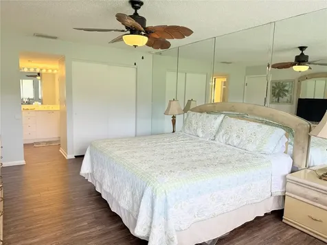 4602 Longwater Chase Sarasota FL 34235