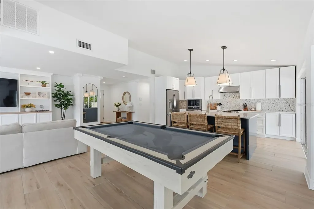 3052 Heron Place Clearwater FL 33762