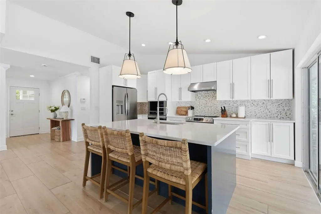 3052 Heron Place Clearwater FL 33762