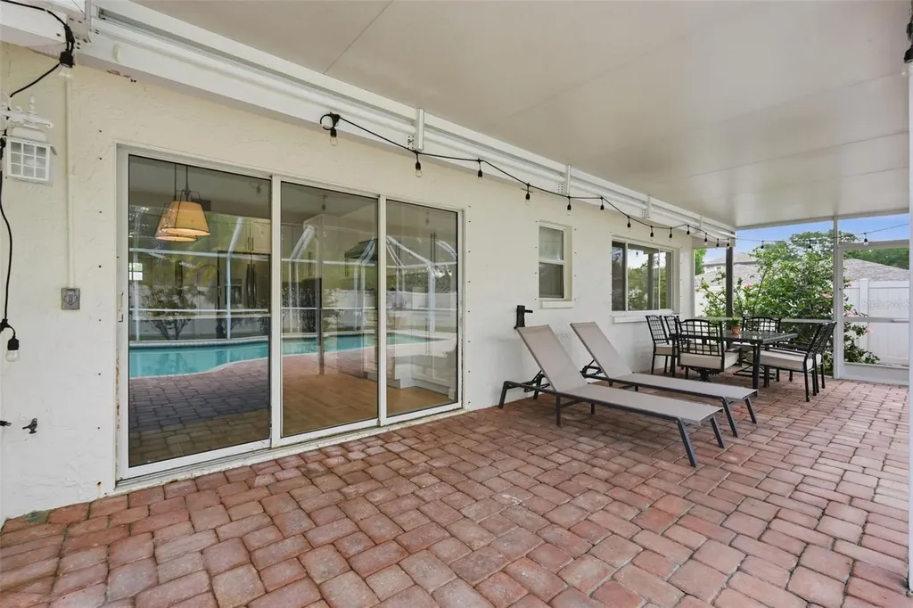 3052 Heron Place Clearwater FL 33762