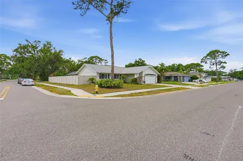 3052 Heron Place Clearwater FL 33762