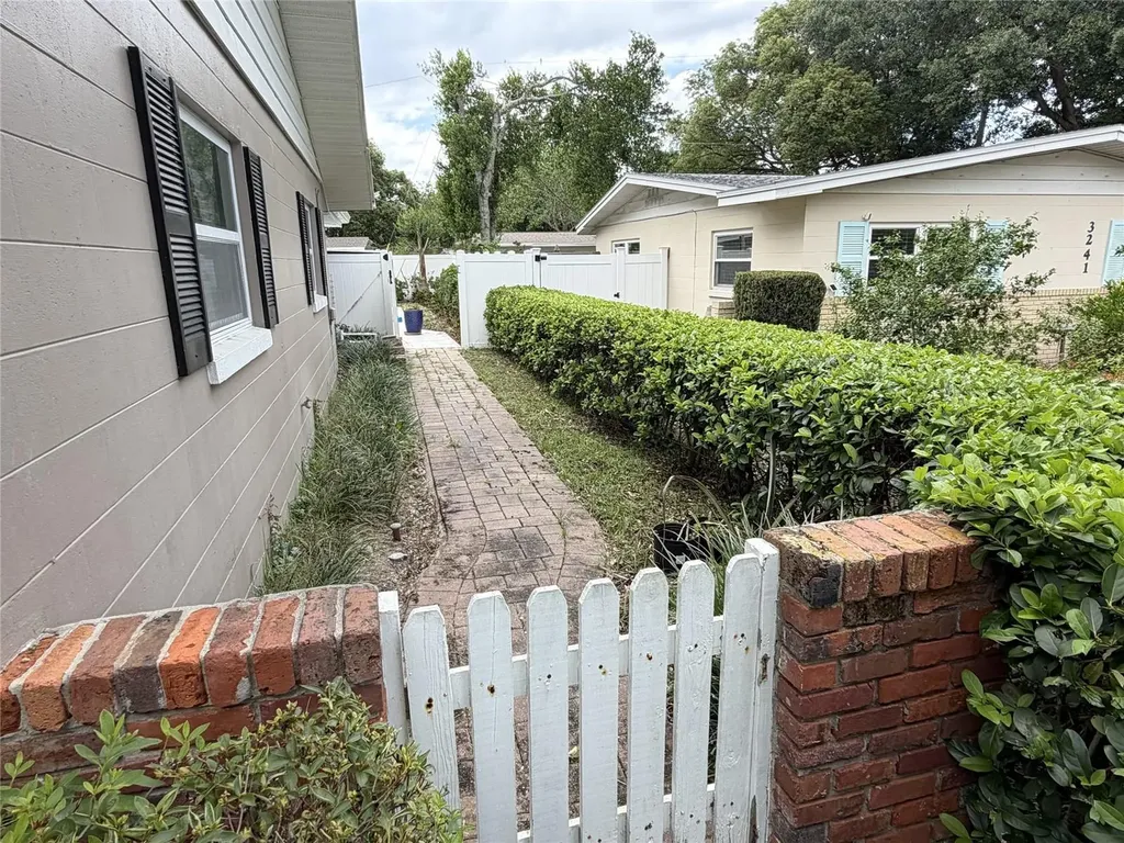 3235 Inverness Court Orlando FL 32806