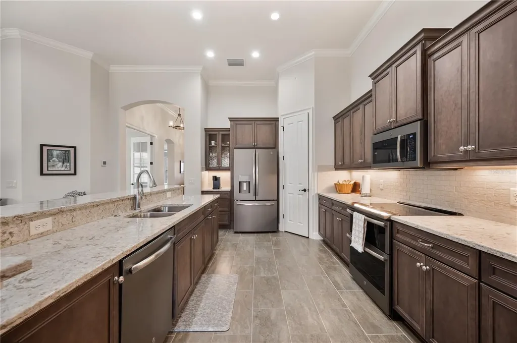 7783 Lake James Boulevard Lakeland FL 33810
