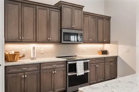 7783 Lake James Boulevard Lakeland FL 33810