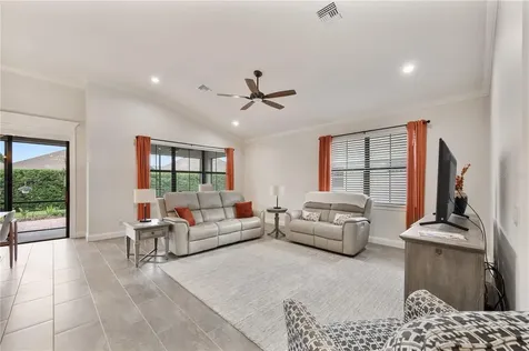 7783 Lake James Boulevard Lakeland FL 33810