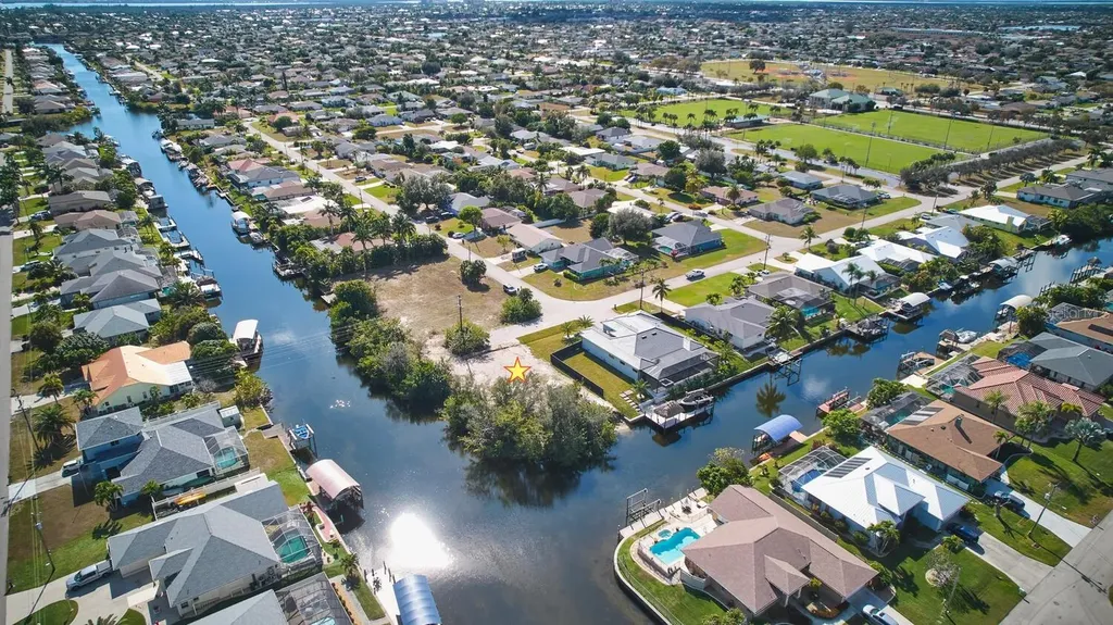 201 SW 40th Street Cape Coral FL 33914