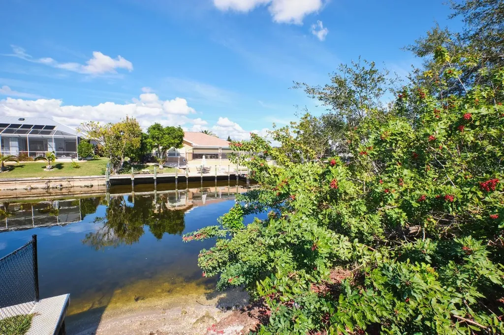 201 SW 40th Street Cape Coral FL 33914