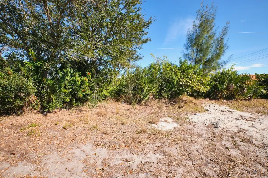 201 SW 40th Street Cape Coral FL 33914