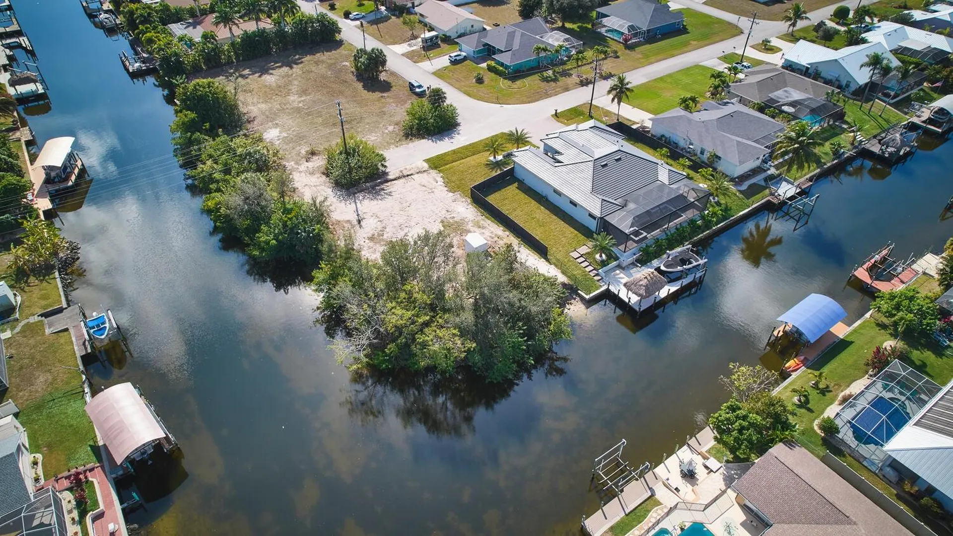 201 SW 40th Street Cape Coral FL 33914