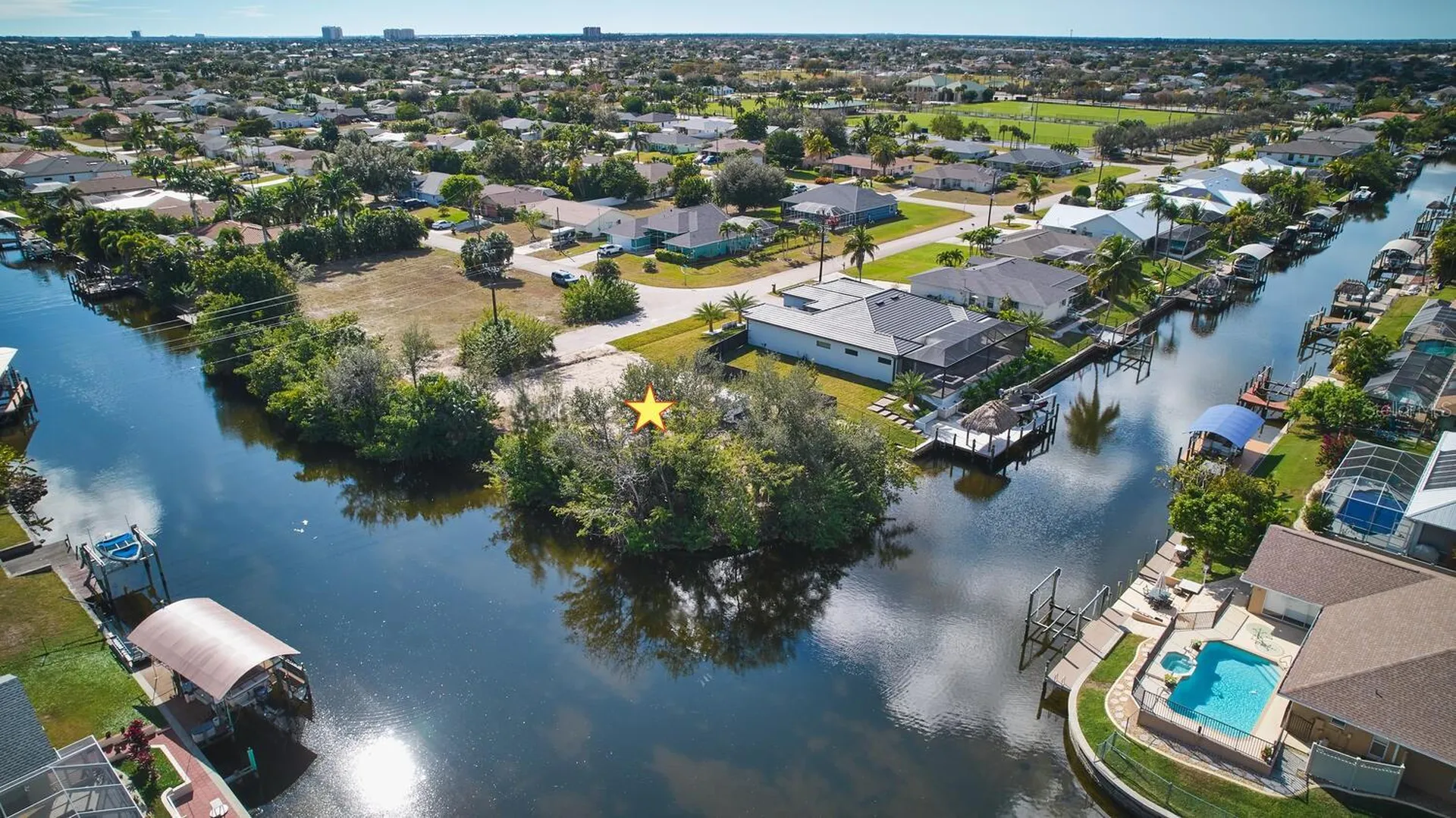 201 SW 40th Street Cape Coral FL 33914