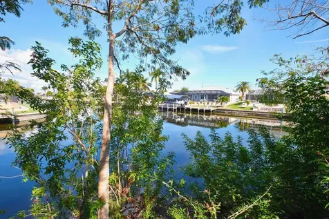 201 SW 40th Street Cape Coral FL 33914