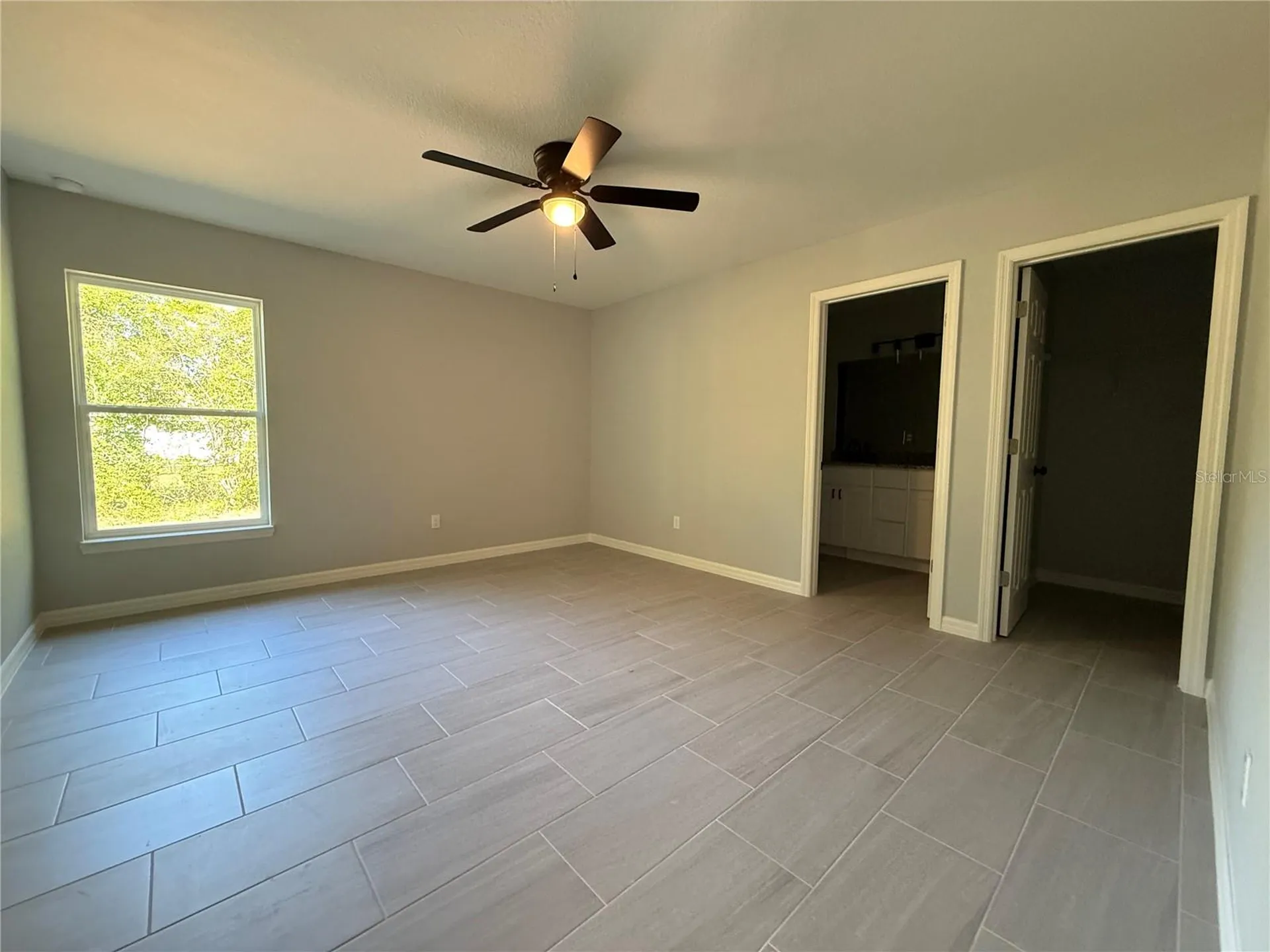 3 Guava Place Drive Ocklawaha FL 32179