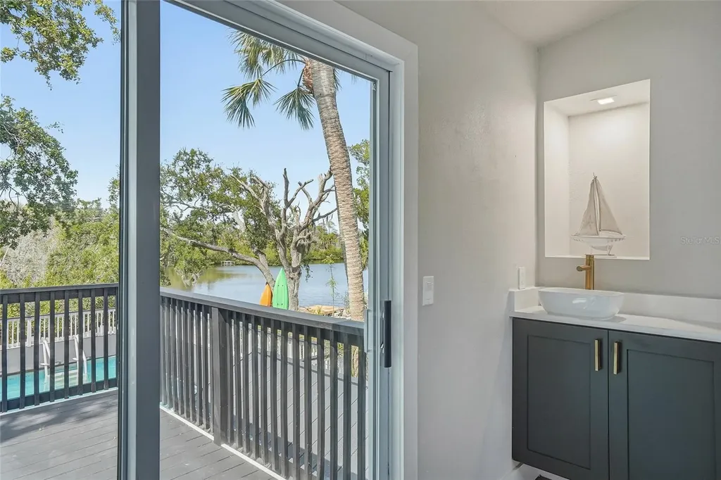 5153 Bay Boulevard Port Richey FL 34668
