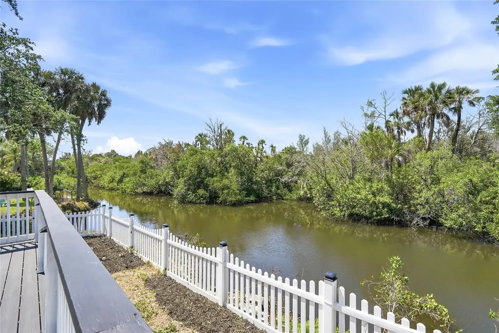 5153 Bay Boulevard Port Richey FL 34668