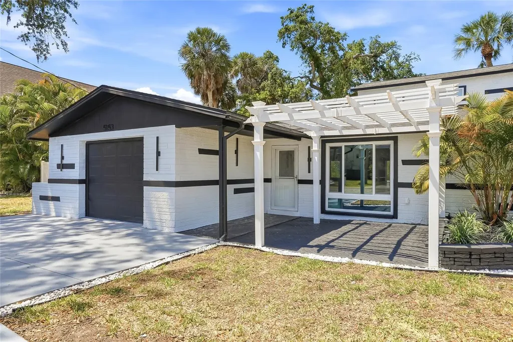 5153 Bay Boulevard Port Richey FL 34668