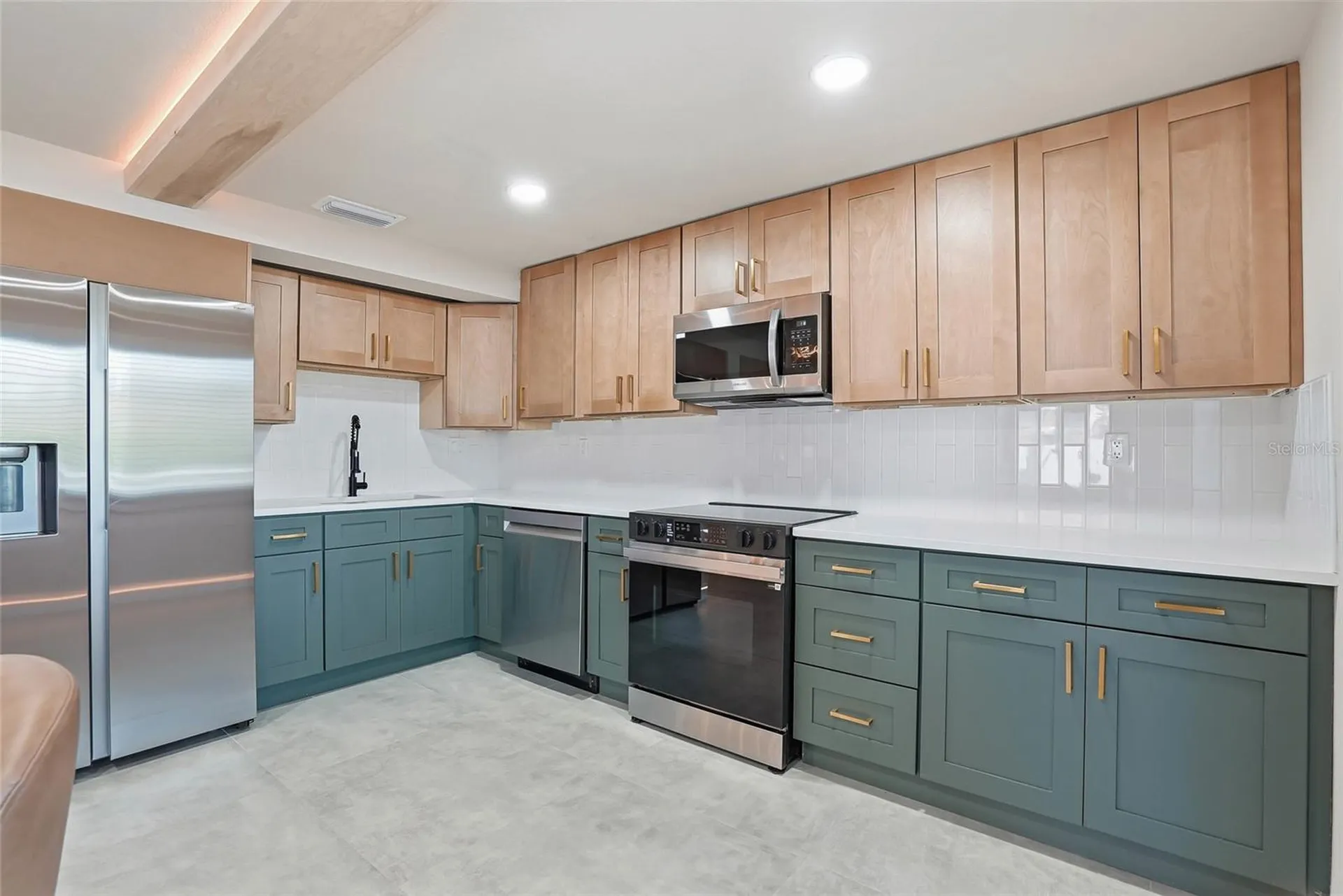 5153 Bay Boulevard Port Richey FL 34668