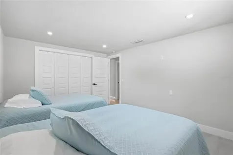 5153 Bay Boulevard Port Richey FL 34668