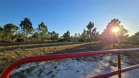 17718 NW 266th Street Okeechobee FL 34972