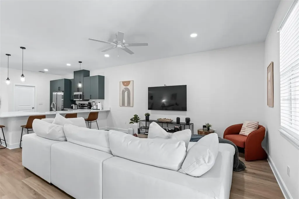 11421 & 11423 Weldon Street Seffner FL 33584