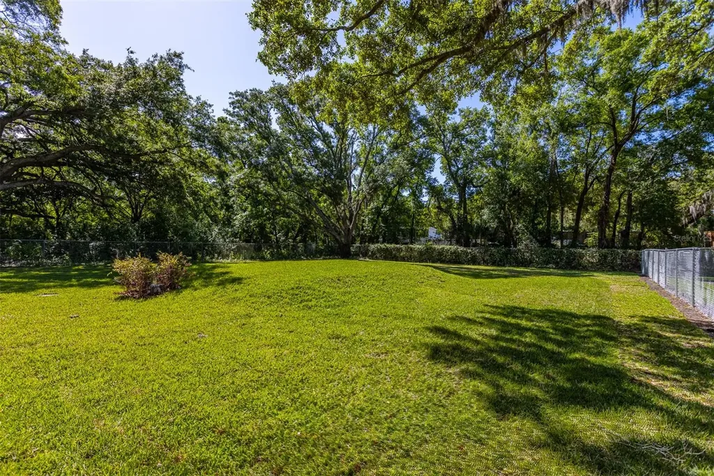 11421 & 11423 Weldon Street Seffner FL 33584