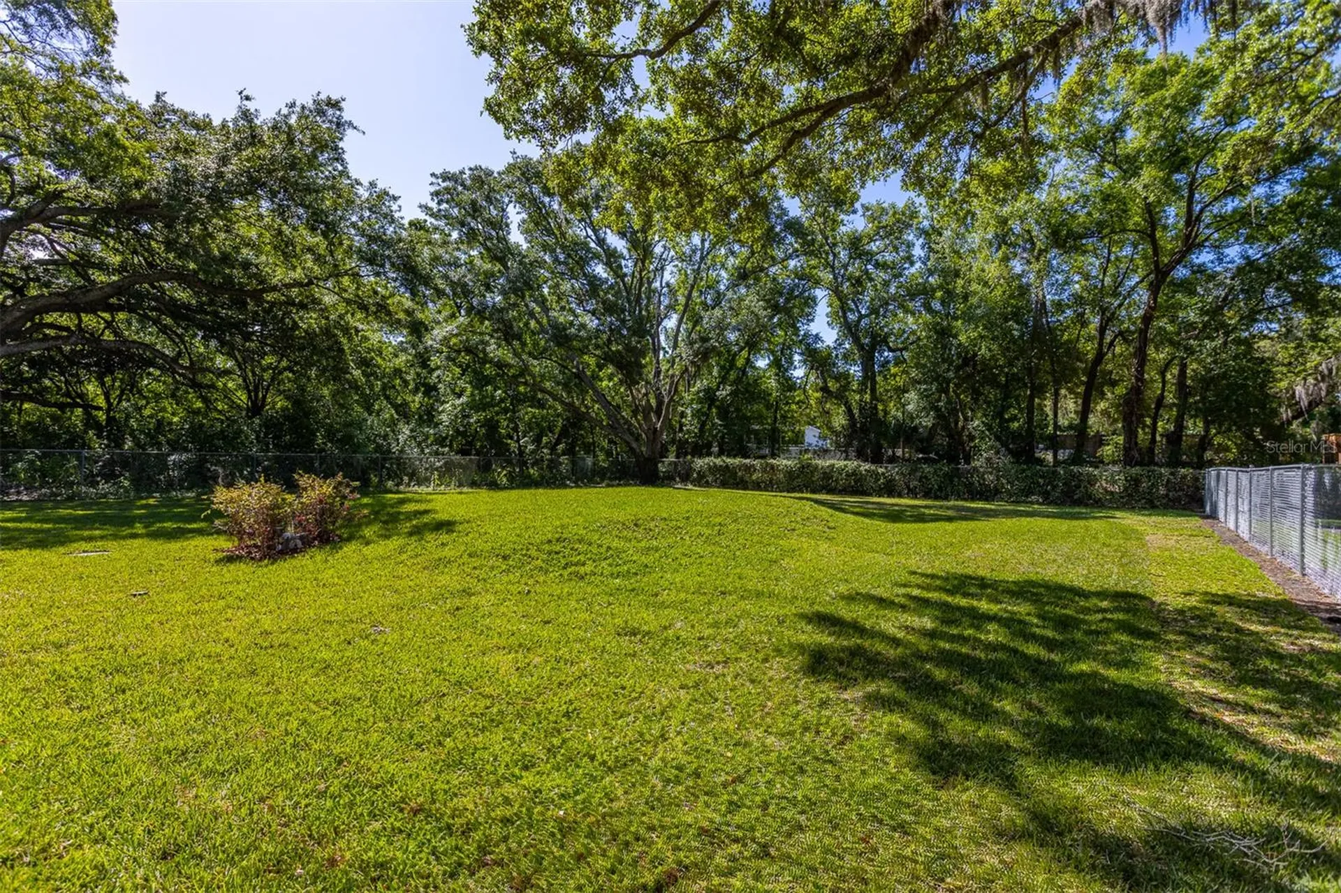 11421 & 11423 Weldon Street Seffner FL 33584