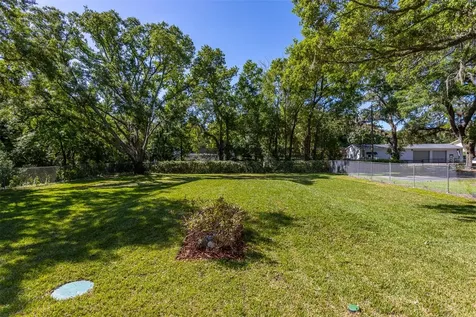 11421 & 11423 Weldon Street Seffner FL 33584
