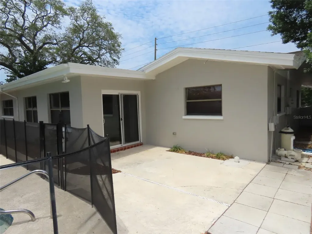 1743 Sunset Point Road Clearwater FL 33755
