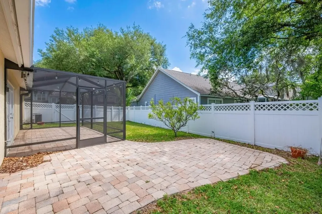 17610 Esprit Drive Tampa FL 33647