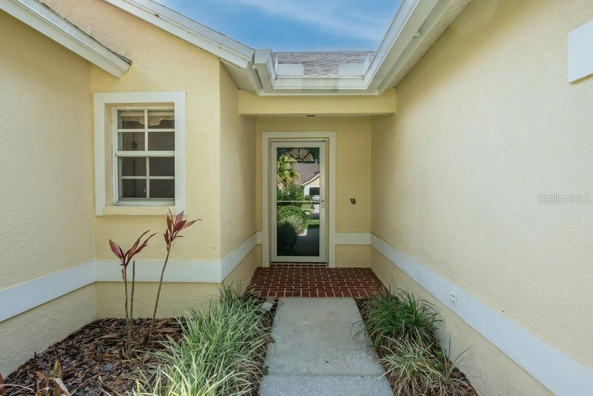 17610 Esprit Drive Tampa FL 33647