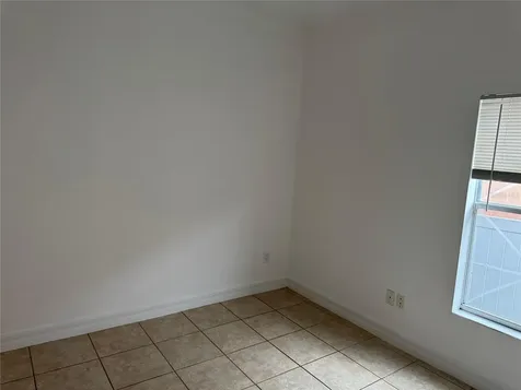 7202 N Glen Avenue Tampa FL 33614