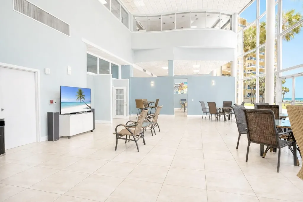 880 Mandalay Avenue Clearwater Beach FL 33767