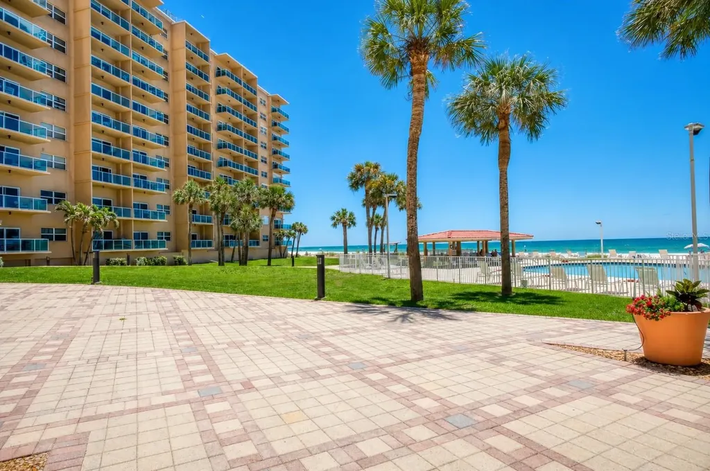 880 Mandalay Avenue Clearwater Beach FL 33767