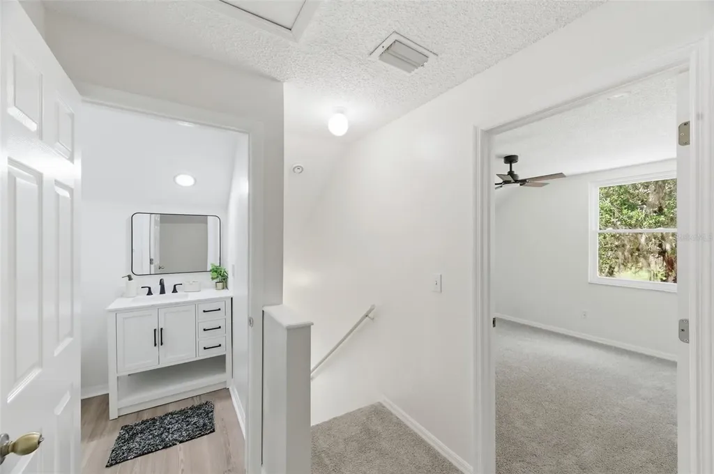 628 Cape Cod Circle Valrico FL 33594