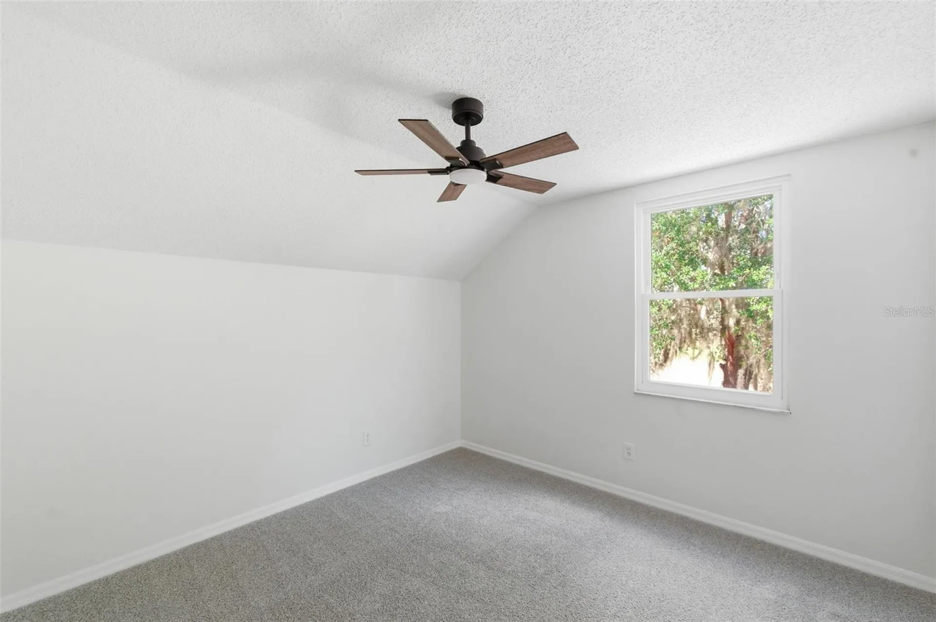 628 Cape Cod Circle Valrico FL 33594