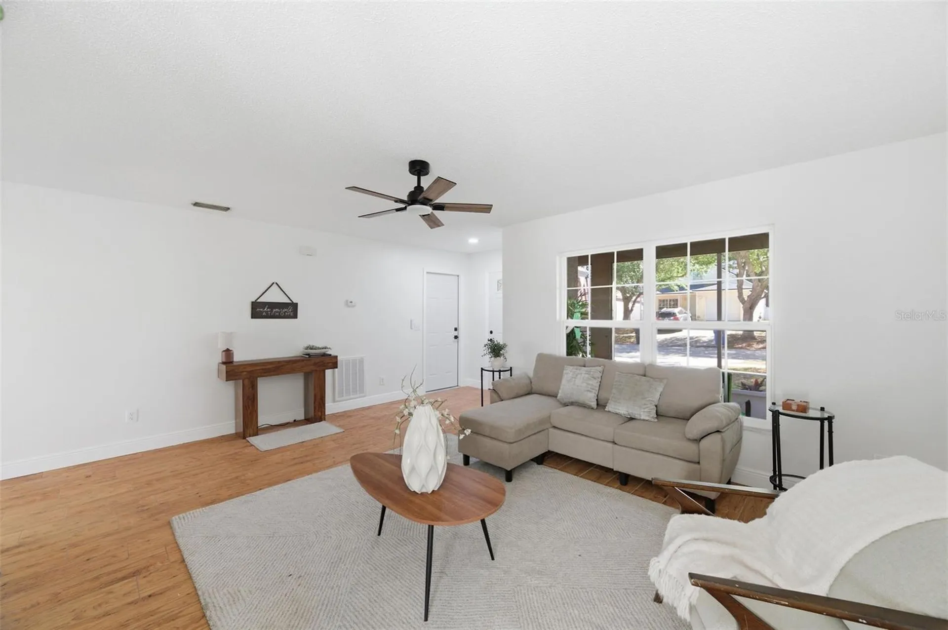628 Cape Cod Circle Valrico FL 33594