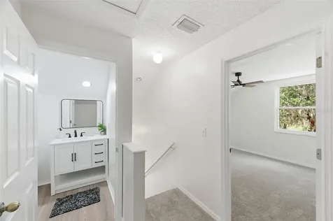 628 Cape Cod Circle Valrico FL 33594