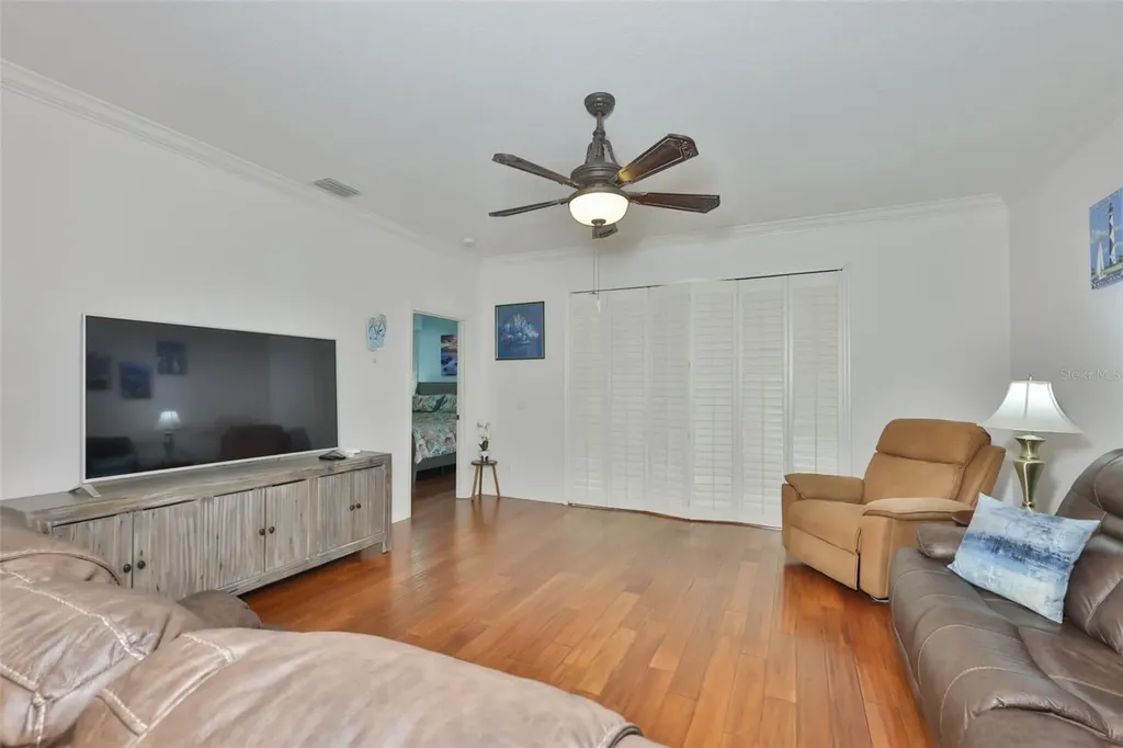 147 Silver Falls Drive Apollo Beach FL 33572