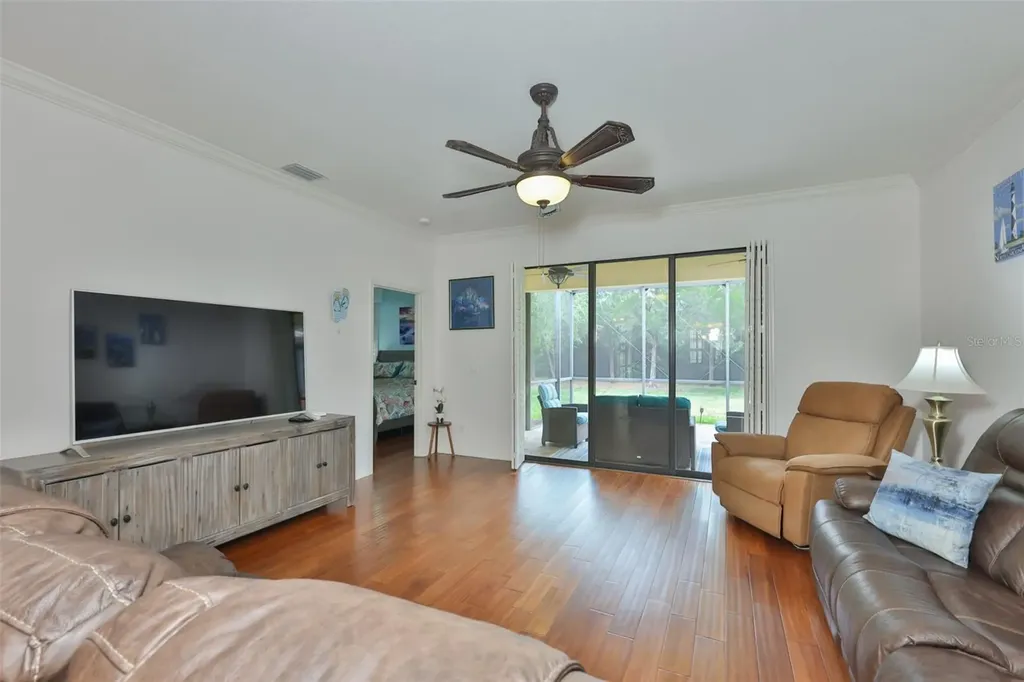147 Silver Falls Drive Apollo Beach FL 33572