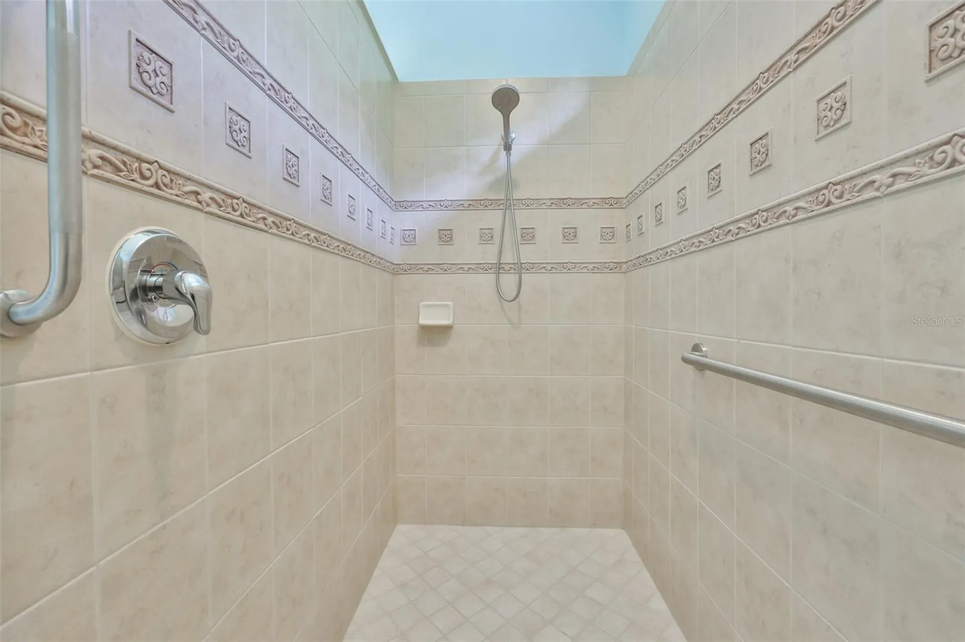 147 Silver Falls Drive Apollo Beach FL 33572