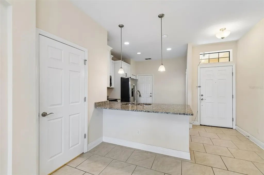 11618 Crowned Sparrow Lane Tampa FL 33626